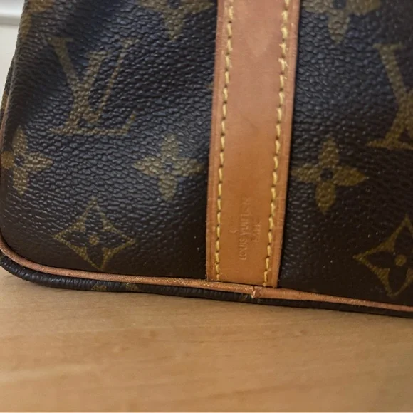 Louis Vuitton Speedy 25 Bandoulierre Monogram - Picture 17 of 17